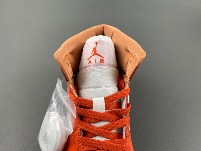 Jordan 1 Mid Cosmic Clay     BQ6472-108