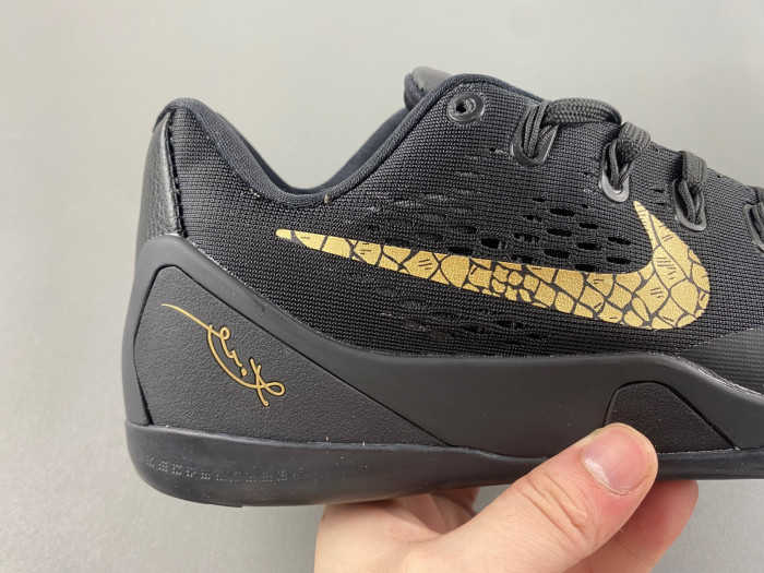 Nike Kobe 9 EM Low   646701-701