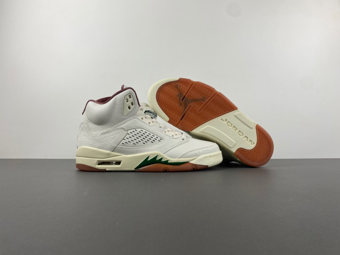 Air Jordan 5 "El Grito" Sail and Dark Pony    HF8833-100
