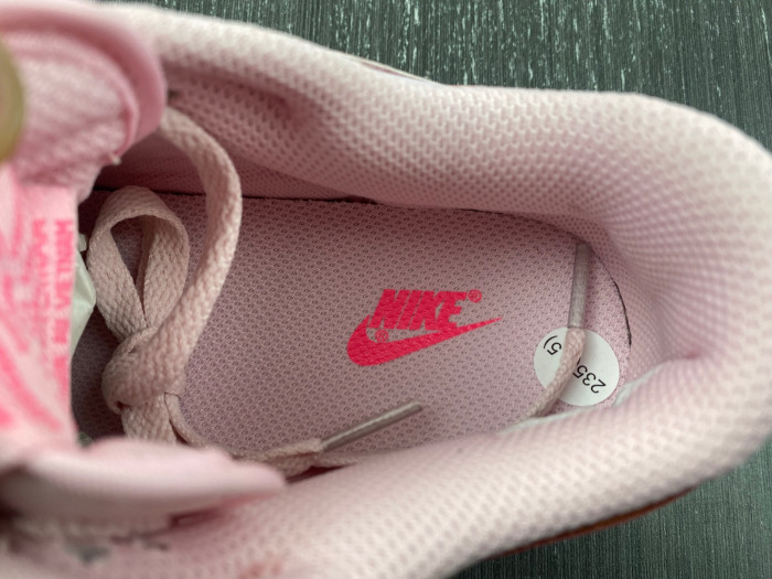 Nike Dunk Low Triple Pink (GS)    DH9765-600