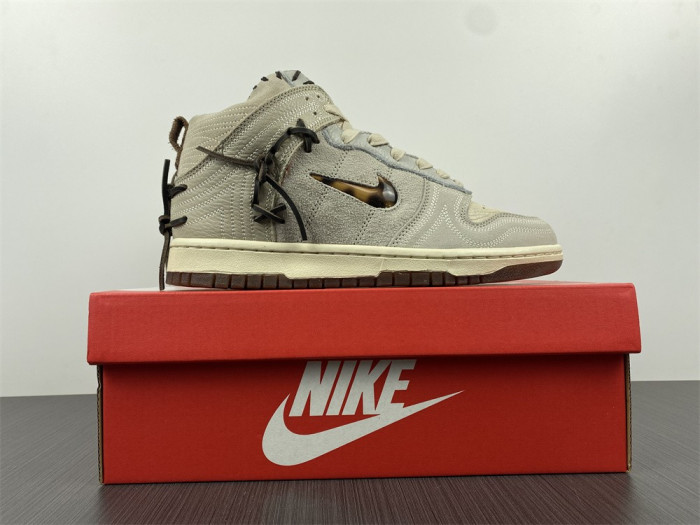 Nike Dunk High Bodega Sail Multi  CZ8125-100