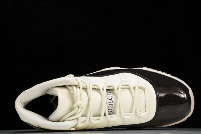 Jordan 11 Retro Neapolitan   AR0715-101