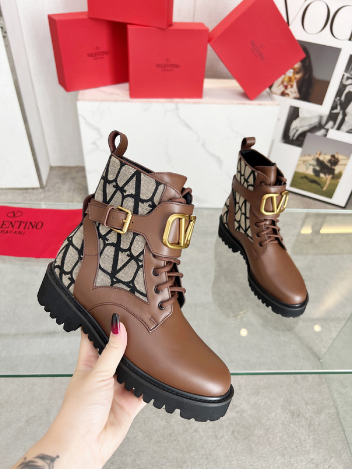 Va*lentino Boots