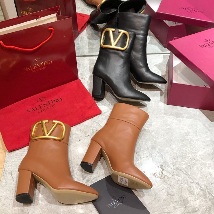 Va*lentino Boots