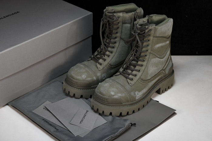 Ba*len*cia*ga boots