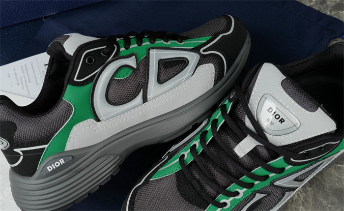 D*or b30 sneaker