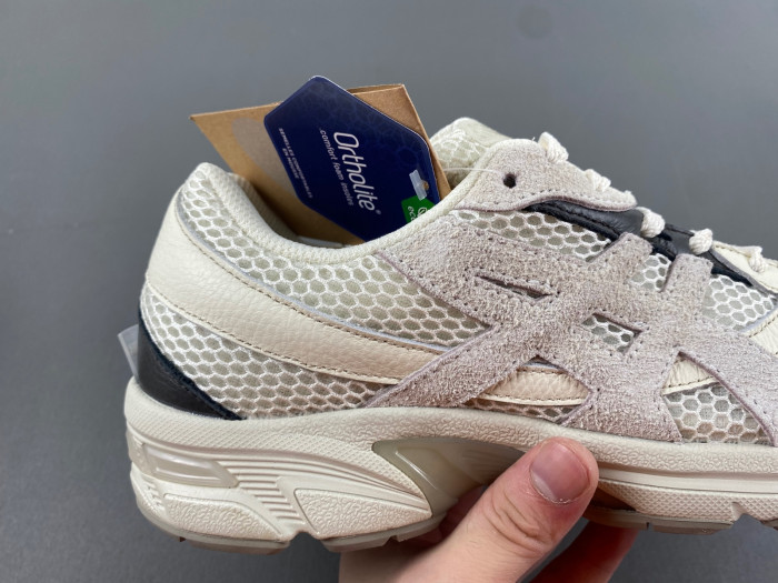 As*ic*s gel-1130 hal studio glacier
