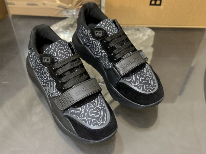 B**rry-vintage sneaker