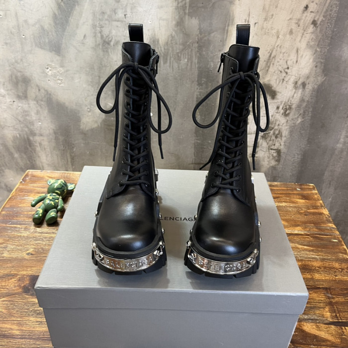 Ba*len*cia*ga boots