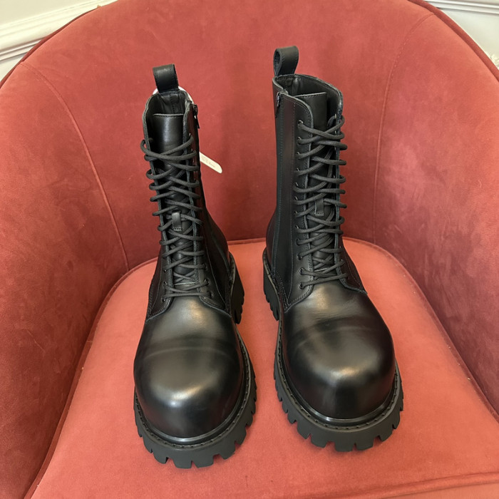 Ba*len*cia*ga boots