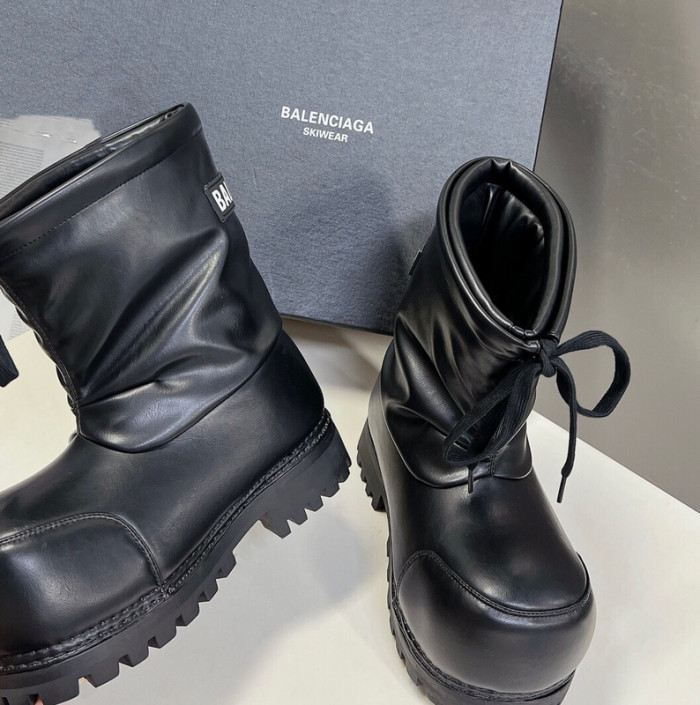Ba*len*cia*ga boots (leather)