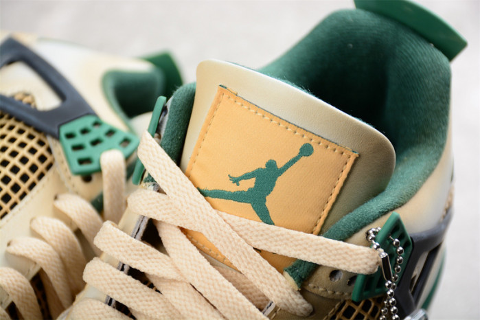 Jordan 4 Retro DC7770-106