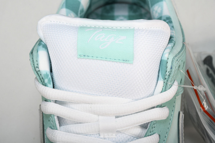 nike sb dunk low T*f*ny green  bv1310-402