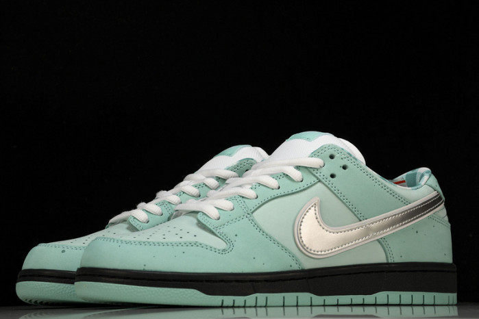 nike sb dunk low T*f*ny green  bv1310-402