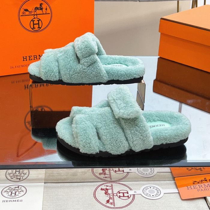 H**mes winter sandals