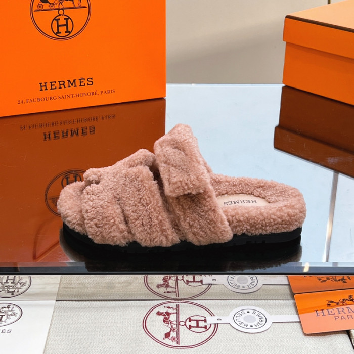 H**mes winter sandals
