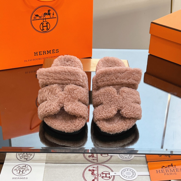 H**mes winter sandals