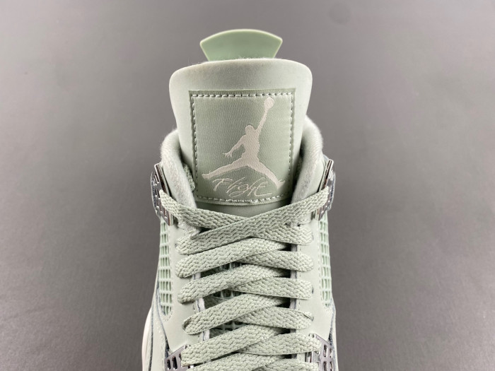 Jordan 4 Retro Seafoam Sail    HV0823-003
