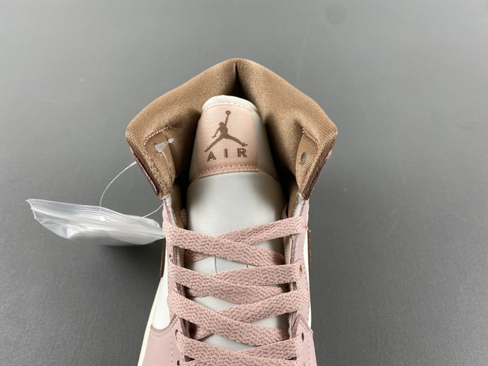 Air Jordan 1 Mid Feasts   BQ6472-620