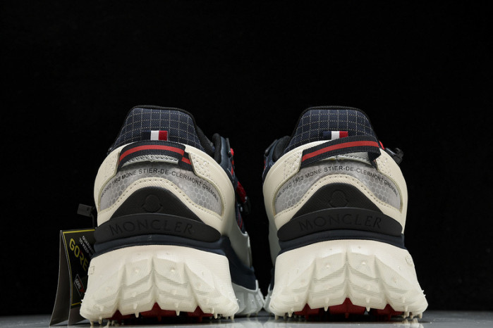 MONCLER TRAILGRIP GORE-TEX