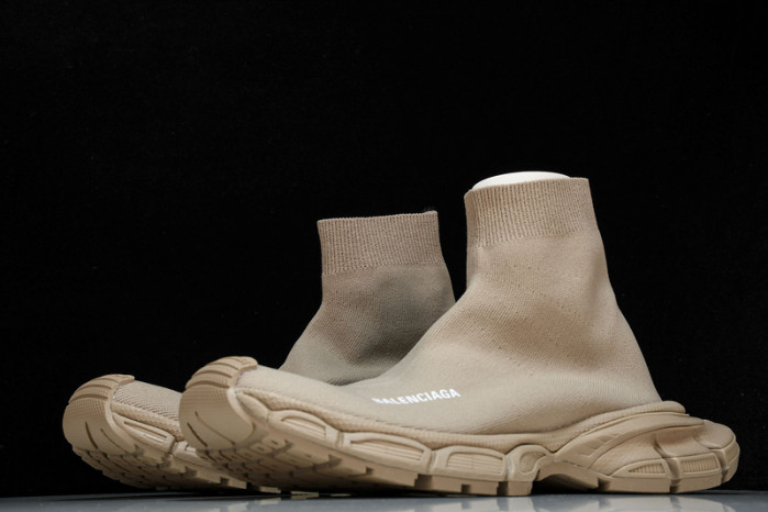 Ba*len*cia*ga speed sneaker
