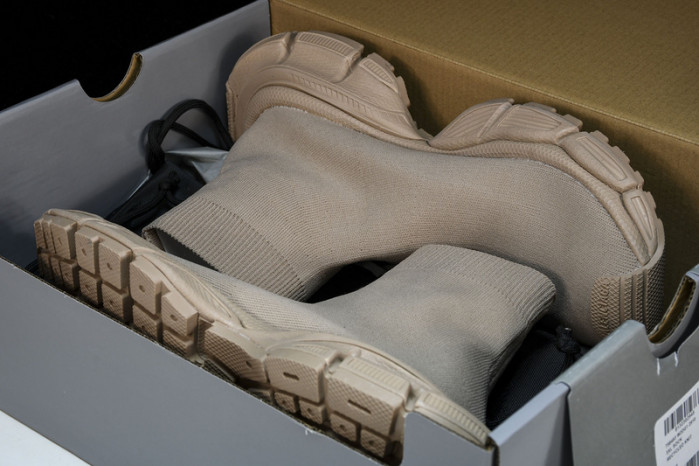 Ba*len*cia*ga speed sneaker