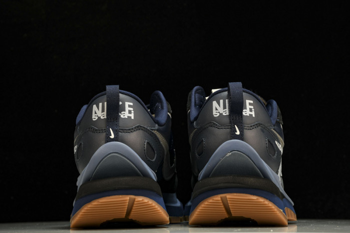 Nike Vaporwaffle sacai Dark Blue DD1875-700