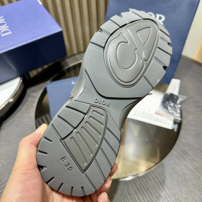 D*or b30 sneaker