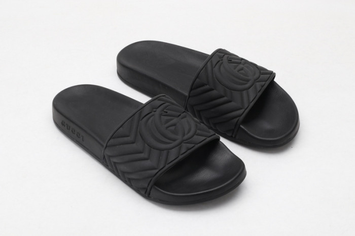 GUCC SANDALS