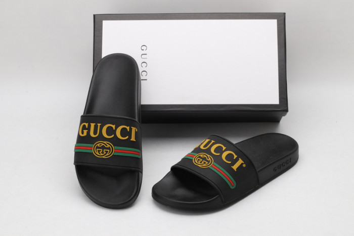 GUCC SANDALS