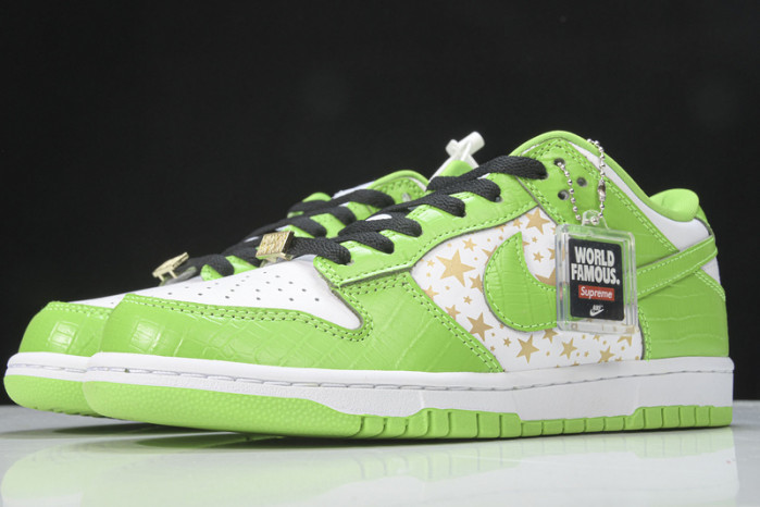 nike sb dunk low stars mean green dh3228-101