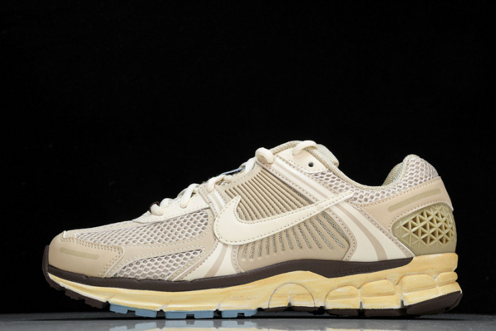 Nike Zoom Vomero 5 Oatmeal    FB8825-111