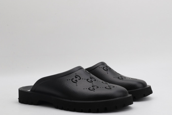 GUCC SANDALS