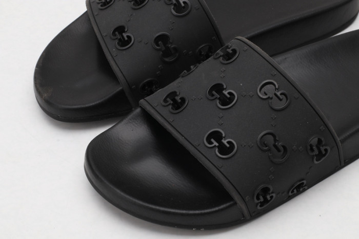 GUCC SANDALS