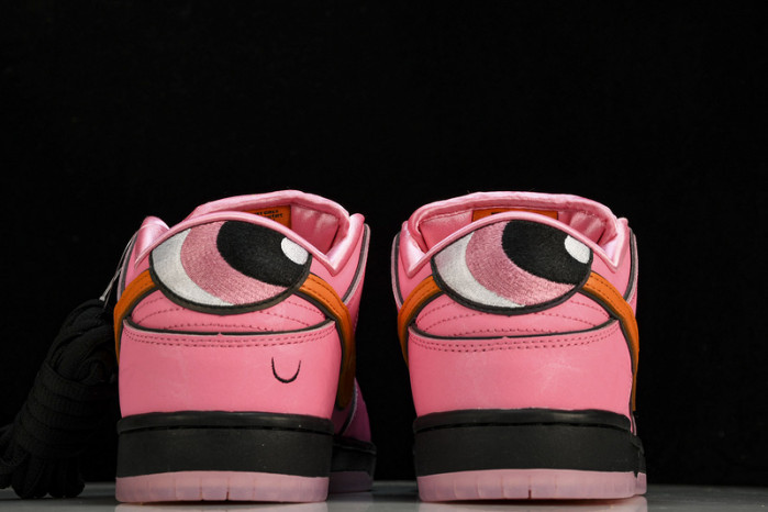 The Powerpuff Girls x Nk SB Dunk Low  FZ8319-600