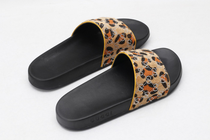 GUCC SANDALS