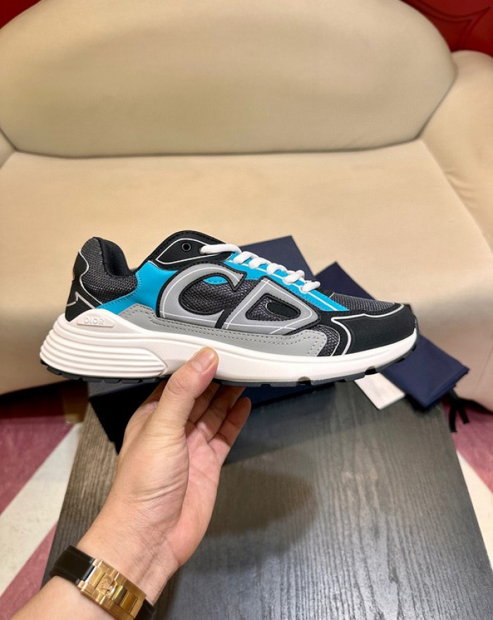 D*or b30 sneaker