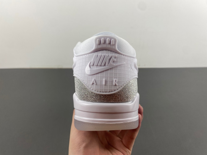 Air Jordan 4 RM Pure White   HQ3441-111