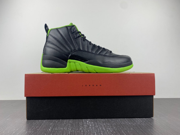 Jordan 12 BLACK/GREEN FLIGHT DOF
