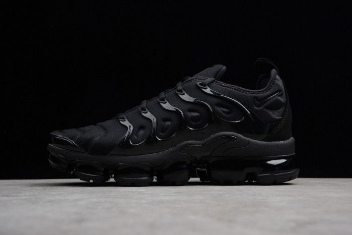 Nike Air VaporMax Plus Triple Black  924453-004