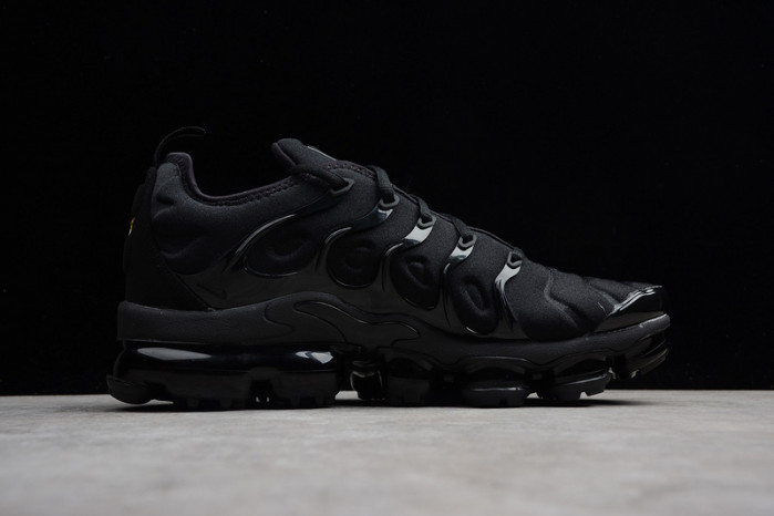 Nike Air VaporMax Plus Triple Black  924453-004