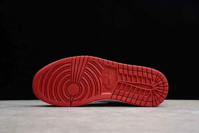 Air Jordan 1 Bloodline 555088-062