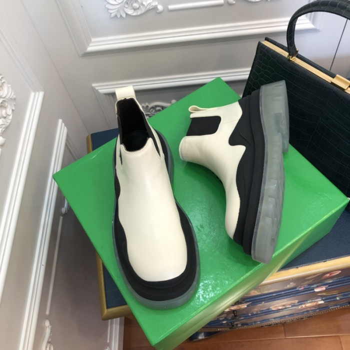 botega Ve*ne*ta boots