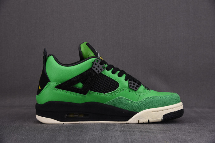Air Jordan 4 Retro "Taupe Haze"