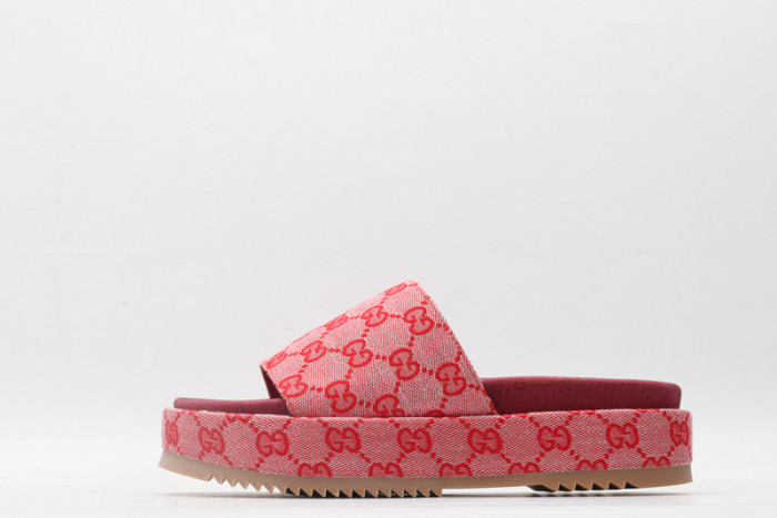 GUCC SANDALS