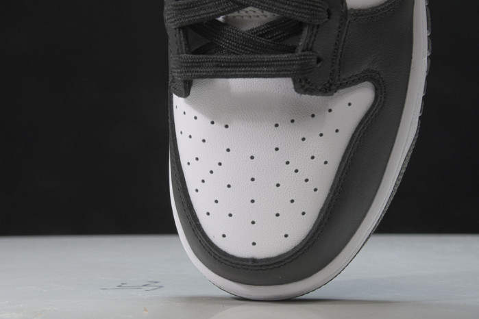 Nike Dunk Low Retro White Black Panda (2021)   DD1503-101