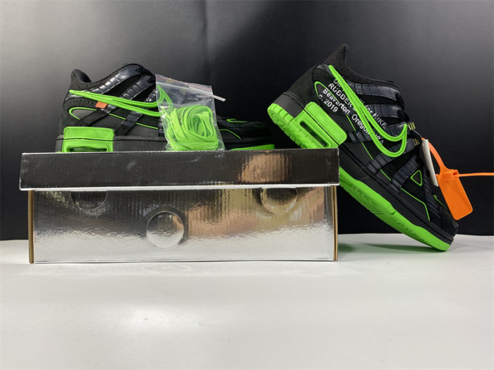 O-W NIKE AIR RUBBER DUNK “”GREEN STRIKE“ CU6015-001