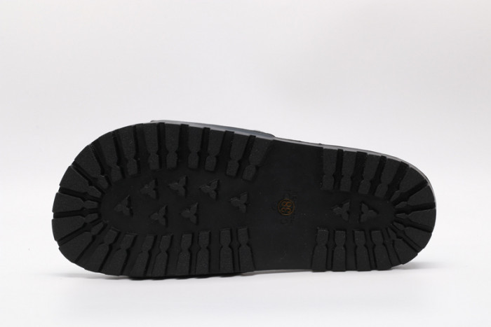 GUCC SANDALS