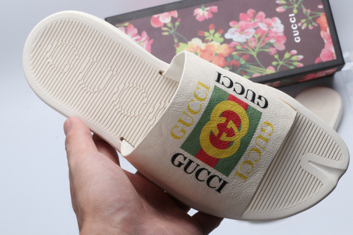 GUCC SANDALS