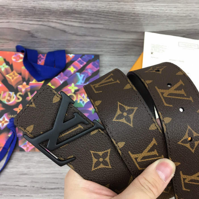 l**is V*t*n belts
